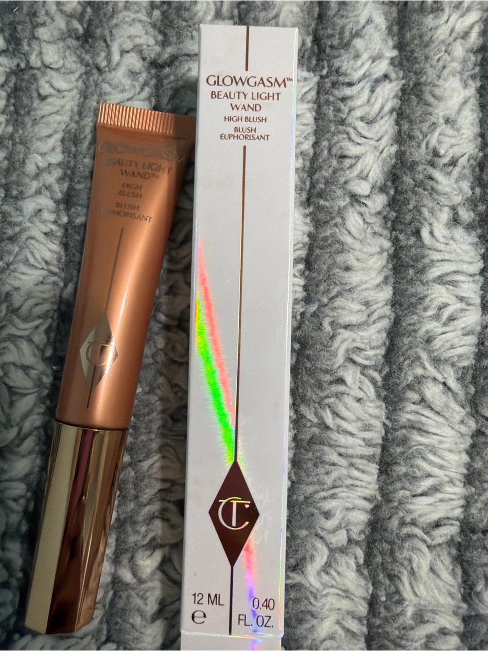 Charlotte Tilbury Glowgasm Beauty Light Wand High Blush — Peach Bronze
